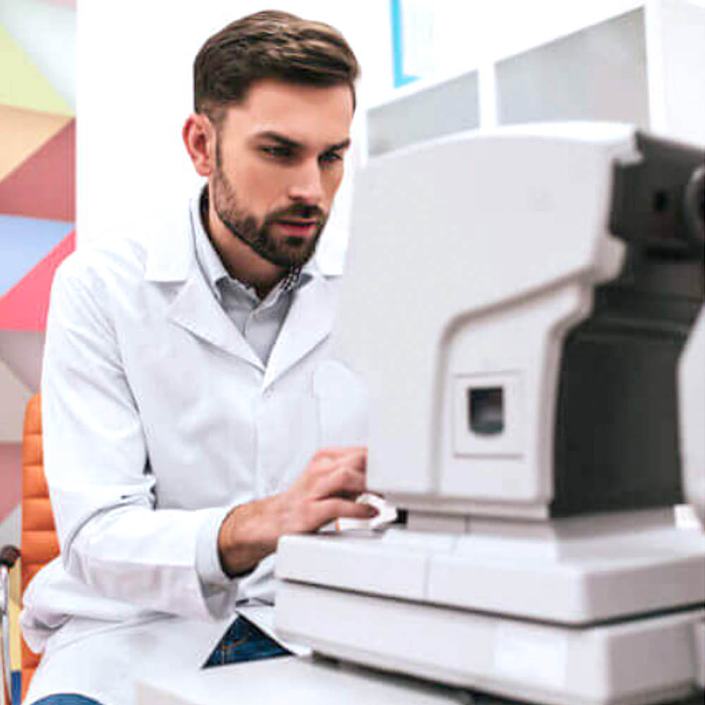 optometrist in Gallatin